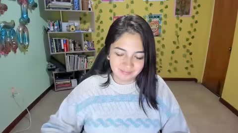 Snapshot of littleprety6969 chatting on March 10, 12:51 am Mia Wednesday to Sunday 730 am to 1030 am Colombian Hour D online show from March 10, 12:51 am
