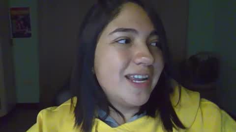 Snapshot of littleprety6969 chatting on October 20, 1:50 am Mia Wednesday to Sunday 730 am to 1030 am Colombian Hour D online show from October 20, 1:50 am