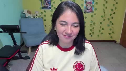 Snapshot of littleprety6969 chatting on November 16, 4:18 am Mia Wednesday to Sunday 730 am to 1030 am Colombian Hour D online show from November 16, 4:18 am