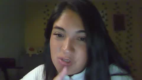 Snapshot of littleprety6969 chatting on December 14, 5:13 am Mia Wednesday to Sunday 730 am to 1030 am Colombian Hour D online show from December 14, 5:13 am