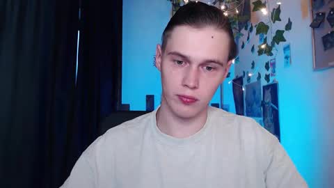 Snapshot of littlesadcabbage chatting on October 30, 5:20 am Sonnenschein online show from October 30, 5:20 am