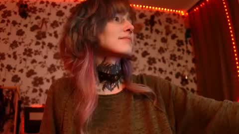 Niki  free tg channel with some photos gifs and info about streams  online show from September 12, 10:21 pm