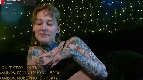 Snapshot of littlespacemouse chatting on May 4, 2:24 pm Niki free tg channel with some photos gifs and info about streams online show from May 4, 2:24 pm