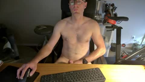 littlesporty91 online show from March 28, 12:16 pm