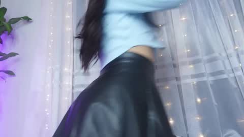 Snapshot of littletammy_ chatting on October 16, 2:40 pm littletammy_ online show from October 16, 2:40 pm