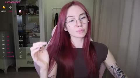 Snapshot of littlevildevil chatting on September 28, 11:04 am Eliana online show from September 28, 11:04 am