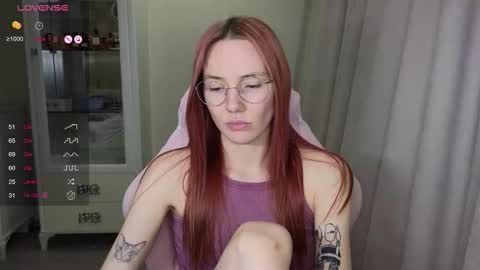 Snapshot of littlevildevil chatting on November 7, 10:59 am Eliana online show from November 7, 10:59 am