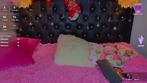 littlevixen18 online show from December 18, 7:41 pm