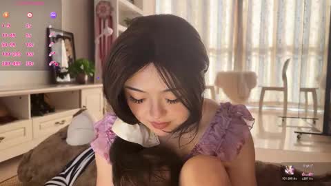 nana online show from November 17, 7:36 am