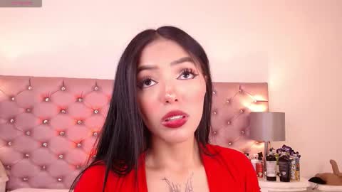 Snapshot of liv20_ chatting on December 1, 12:48 am Nicky online show from December 1, 12:48 am