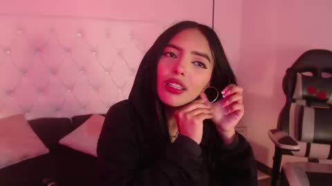 Nicky online show from February 23, 7:22 pm