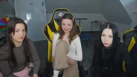 Sheryl online show from April 7, 10:26 am