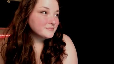 Liv online show from November 22, 2:43 am