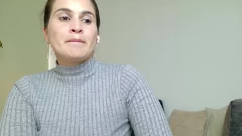 liz online show from November 30, 6:12 pm