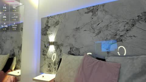 Liz  online show from February 23, 11:18 am