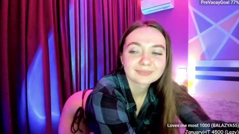 Snapshot of lizaghost chatting on January 9, 3:44 pm Girl next door online show from January 9, 3:44 pm