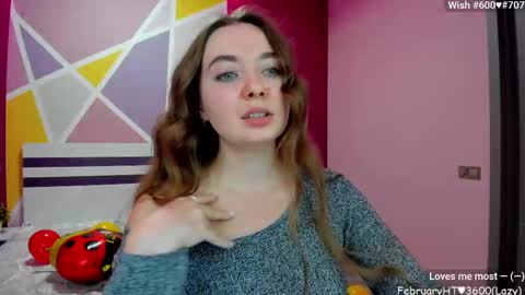 Snapshot of lizaghost chatting on February 9, 12:41 pm Girl next door online show from February 9, 12:41 pm