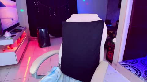 Liza Goth online show from February 2, 1:02 am