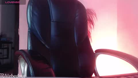 lizbedoutx online show from March 5, 3:13 am