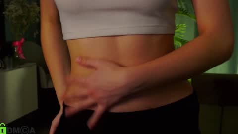 Sunnheart online show from December 14, 9:02 pm