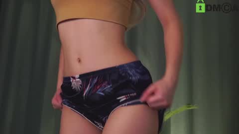 Sunnheart online show from December 28, 11:26 pm