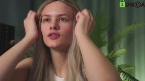 Sunnheart online show from December 29, 4:30 pm