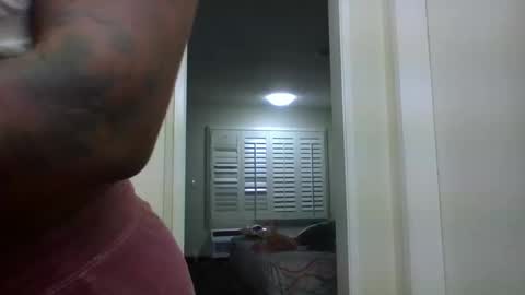 Snapshot of lizbronx17 chatting on October 19, 9:32 am aasheystar online show from October 19, 9:32 am