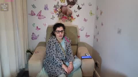 Snapshot of lizysoul chatting on January 5, 12:31 pm Lizy online show from January 5, 12:31 pm