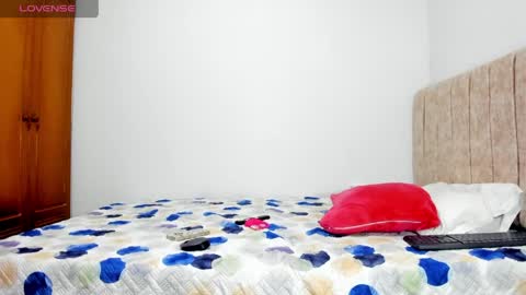        online show from March 31, 7:25 pm