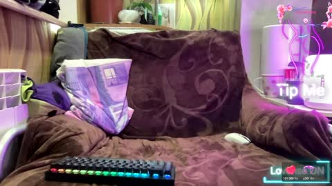 Snapshot of lizzks chatting on February 6, 2:33 am liss online show from February 6, 2:33 am