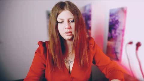 Lizzy3 online show from April 17, 6:55 pm