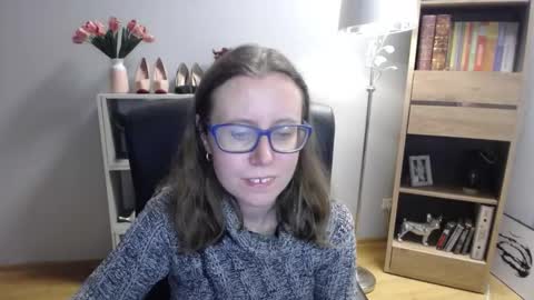 Lizzy online show from November 24, 5:29 am