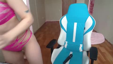 lizzycumm online show from April 30, 8:42 am