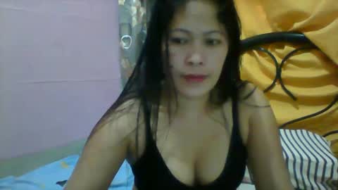 Snapshot of llanie888 chatting on February 20, 5:01 am llanie888 online show from February 20, 5:01 am