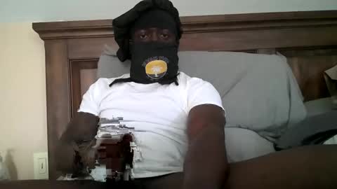 llcoolblack online show from April 21, 5:50 pm