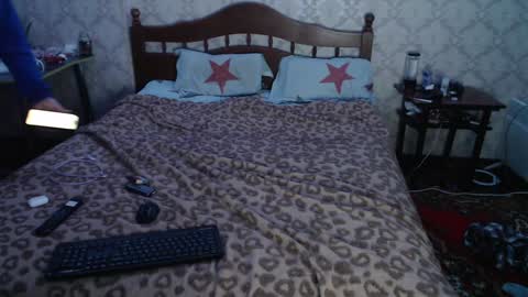 Snapshot of llevella chatting on December 25, 10:05 pm Sevy online show from December 25, 10:05 pm