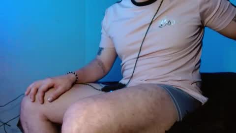 lliamm 2 online show from October 7, 3:14 am