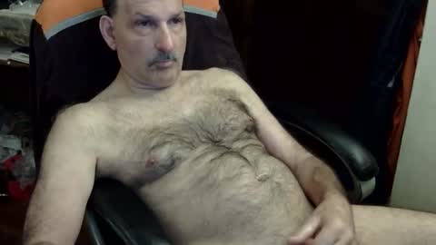 loades182025 online show from October 25, 4:53 am