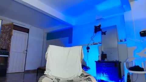 edwin online show from November 8, 7:08 am