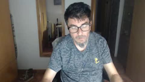 lobosolitario73 online show from October 1, 11:00 pm