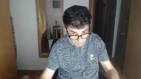 lobosolitario73 online show from October 10, 10:53 pm