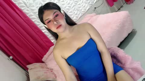 Snapshot of lobotara69 chatting on February 6, 8:07 am Thea online show from February 6, 8:07 am