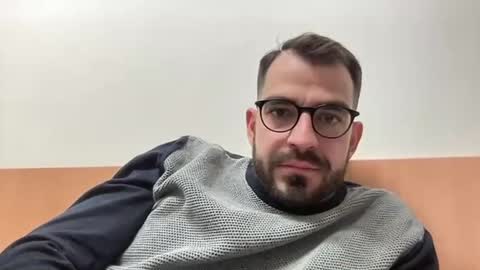 Snapshot of lofas12345 chatting on December 12, 3:37 pm lofas12345 online show from December 12, 3:37 pm