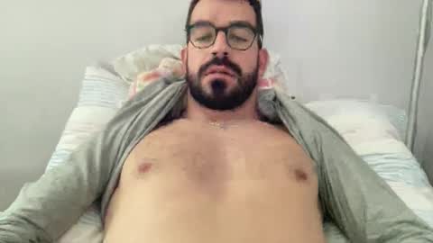 Snapshot of lofas12345 chatting on September 29, 8:19 am lofas12345 online show from September 29, 8:19 am