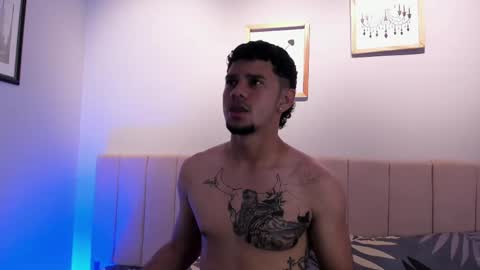 logan online show from April 19, 2:44 am