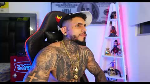 Snapshot of logan_hugh8 chatting on March 9, 4:49 am logan_hugh8 online show from March 9, 4:49 am