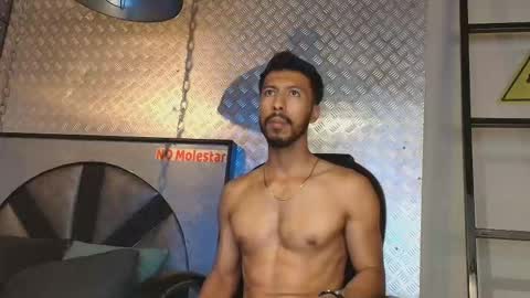 logan_mercer online show from December 2, 5:02 am