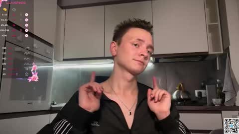 Logan online show from October 13, 9:15 pm