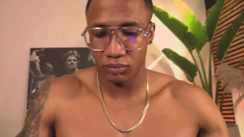 logan_varela online show from February 3, 10:25 am