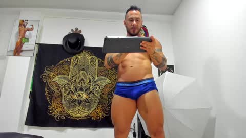 LOGAN WHITTERS online show from December 19, 12:24 am